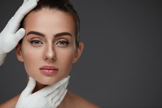 Injectable Fillers: A Simple & Minimally-Invasive Solution To Achieve Your Anti-Aging Goals